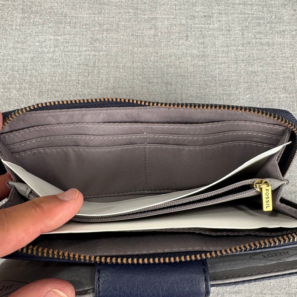 Fossil Madison Zip Clutch Women Navy Blue Leather Wristlet Wallet - Picture 9 of 11